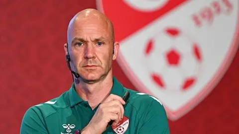 Anthony Taylor'dan Süper Lig'e yeni kural! Artık kırmızı gösterilecek