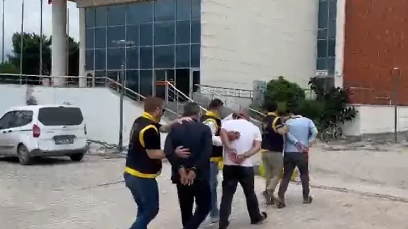 Aranan Üç Kişi İskenderun'da Yakalandı