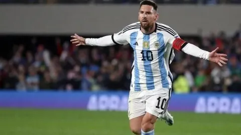 ARJANTİN - BENİN MAÇI HANGİ KANALDA? Arjantin - Benin maçı saat kaçta, ne zaman? Şifreli mi şifresiz mi.? Messi son kez oynayacak...