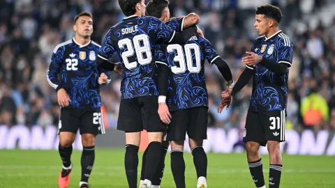 Arjantin Messi'siz çıktığı maçta 7 gol attı
