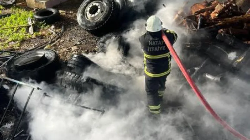 Arsuz Madenli'deki Yangın Korkuttu