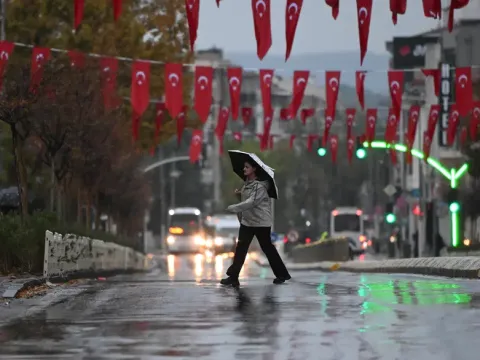 İstanbul için yeni yağış uyarısı: Tarih belli oldu - fotoğraf 1