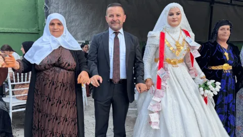 Aşiret düğününde altın sınırlaması! En fazla bu kadar takılacak