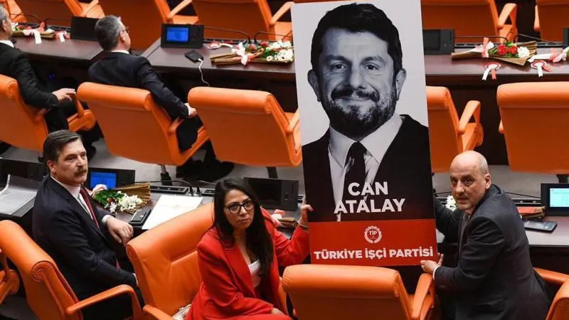 ATALAY'A GÖRE; Rönesans Rezidans Davası Bir Sınav