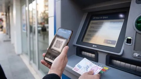ATM'den QR kodla para yatırma limitleri değişti: Herkesinki artık farklı