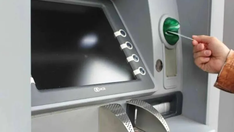 ATM'nin açığını buldu 4 ayda milyoner oldu