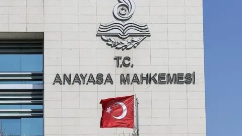 AYM’den 26 siyasi parti hakkında suç duyurusu kararı