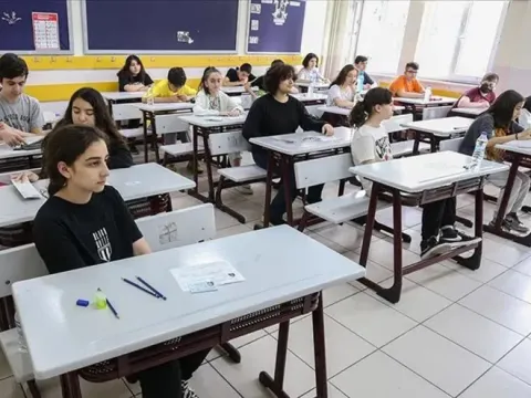 MEB'den ortaokul ve liselere yeni sınav sistemi. Sorular artık havuzdan - fotoğraf 1