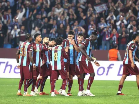 Fırtına evinde esti gürledi! - fotoğraf 2
