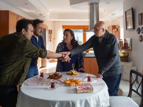 Tuzlu Kahve'de Sitare ve Feryal arasındaki gerilim artıyor - fotoğraf 1