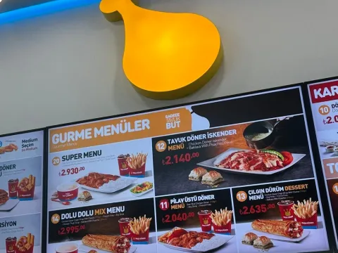 Uçak biletini geçti! Sabiha Gökçen’de bir döner 3 bin liraya satılıyor - fotoğraf 3