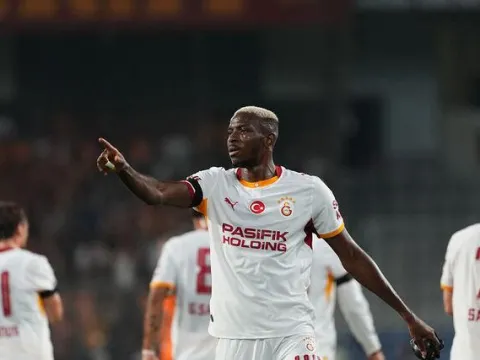 "Osimhen Galatasaray'dan ayrılmalı demedim" - fotoğraf 3
