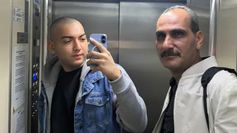 Babasından kök hücre nakli ile lösemiyi yendi