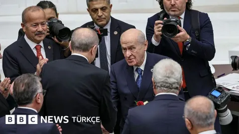 Bahçeli'den fon krizi açıklaması: 'Türkiye bir arınma sürecinden geçiyor'