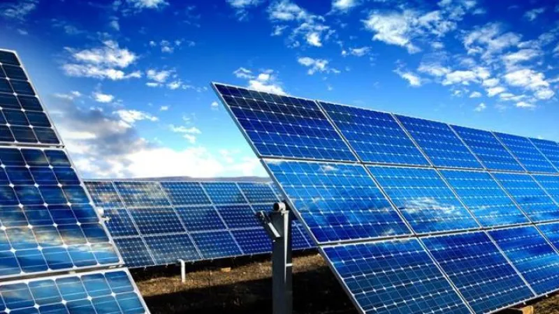 Bakan Bayraktar duyurdu! Güneş ve rüzgâr enerjisinde üretim rekoru kırıldı