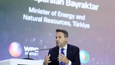 Bakan Bayraktar: Enerji güvenliği bir numaralı öncelik