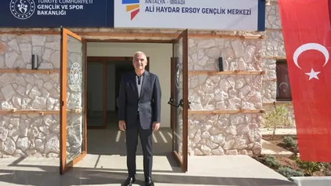 Bakan Ersoy baba ocağında iki yeni eserin açılışını yaptı