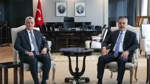 Bakan Fidan ve Bakan Bolat’tan sürücülerin Schengen sorunu için diplomatik girişim