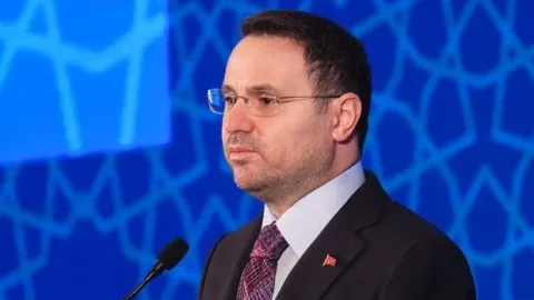 Bakan Gürlek açıkladı: FETÖ'nün ABD uzantılı finans ağı deşifre edildi! 33 şüpheli gözaltına alındı