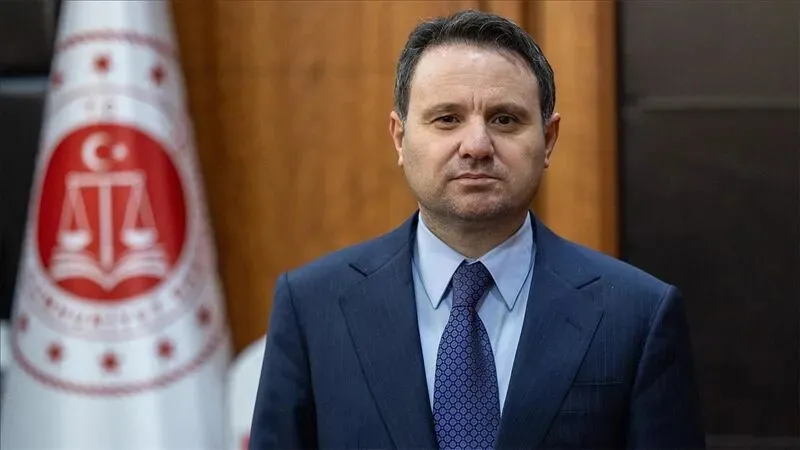 Bakan Gürlek: Hiçbir suç odağının karşısında geri adım atmayacağız