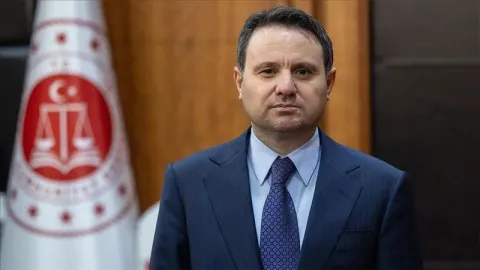 Bakan Gürlek: Hiçbir suç odağının karşısında geri adım atmayacağız