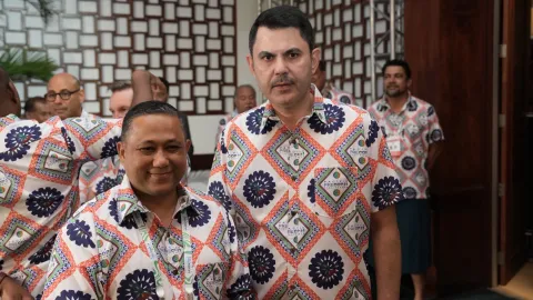 Bakan Kurum Nepal Dışişleri Bakanı ile görüştü