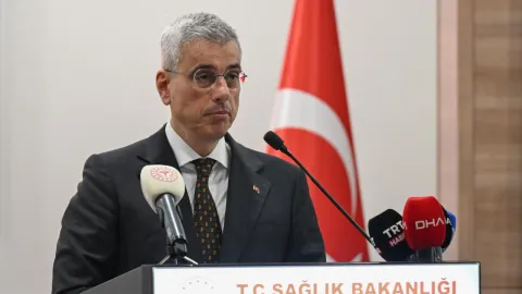 Bakan Memişoğlu : Türkiye'de toplumun sigaraya başlama yaş ortalaması 17