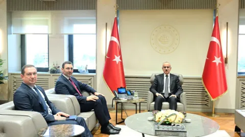 Bakan Uraloğlu, ROKETSAN Genel Müdürü İkinci’yi kabul etti