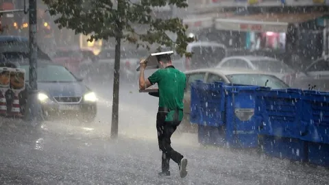 Bakanlık ve Meteoroloji'den art arda açıklamalar: Bu 36 ilde yaşayanlar dikkat!