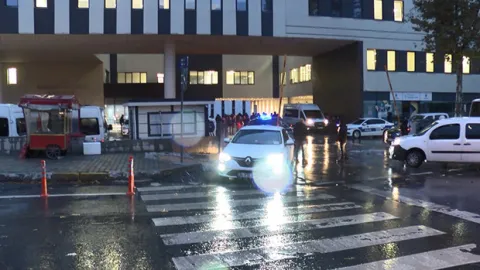 Bakırköy Belediyesi'ne ihale ve ruhsat operasyonu: 5 başkan yardımcısı dahil 62 gözaltı