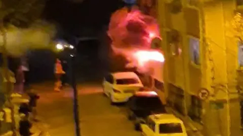 Balıkesir sabah saatlerinde patlama: Doğal gaz şüphesiyle tüpü yaktı, bina sarsıldı