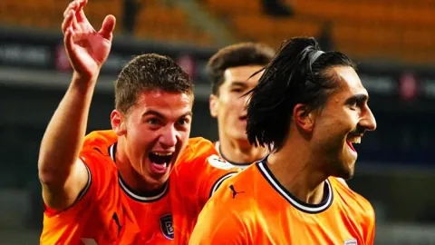 Başakşehir sahasında kazandı