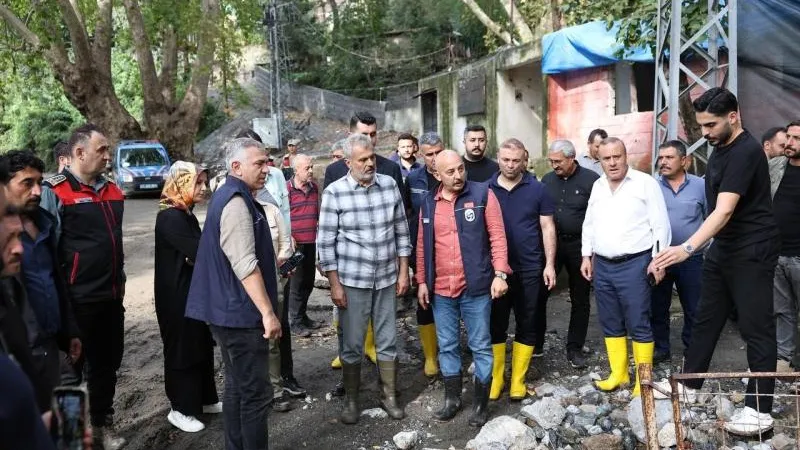 BAŞKAN ÖNTÜRK: SEL FELAKETİNİN YARALARI SARILACAK