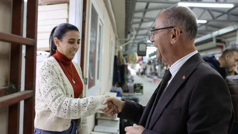 BAŞKAN YAPAR, AYAKKABICILAR ÇARŞISI ESNAFIYLA BULUŞTU