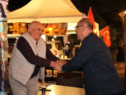 BAŞKAN YAPAR, GASTRO ANTAKYA FESTİVALİ’NDE VATANDAŞLARLA BİR ARADA - fotoğraf 1