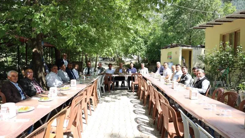 BAŞKAN YAPAR'DAN KİSECİK MAHALLESİ’NDE MUHTARLAR BULUŞMASI