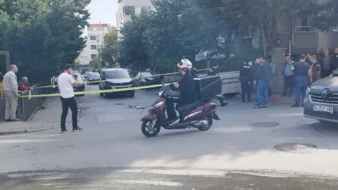Bayrampaşa'da eşine ürün satmaya çalışan kasabı bıçakla öldürdü