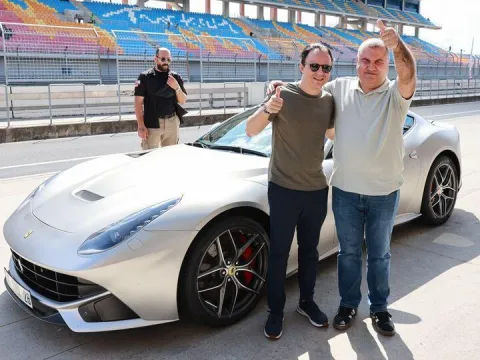 Massa, görme engelli hayranıyla İstanbul Park'ta buluştu - fotoğraf 1
