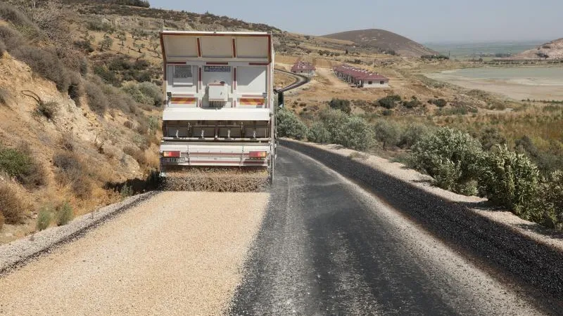 BELEN ÇAKALLI MAHALLESİNDE YOL YAPIM ÇALIŞMASI