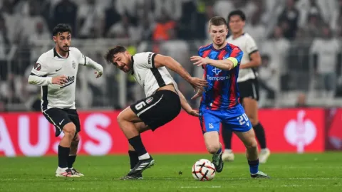 Beşiktaş Crystal Palace ile berabere kaldı