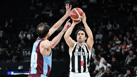Beşiktaş, Trabzonspor'u evinde 90 sayıyla geçti!