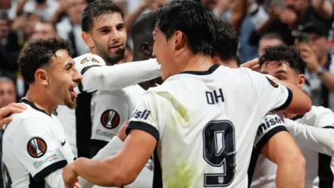 Beşiktaş'a Ümit Akdağ'dan kötü haber! Sağ elinde kırık tespit edildi