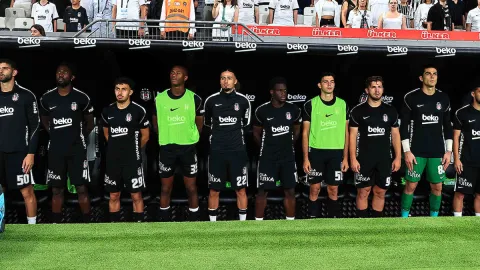 Beşiktaş'ın son transferi hırs ve üzüntüden elini çatlattı