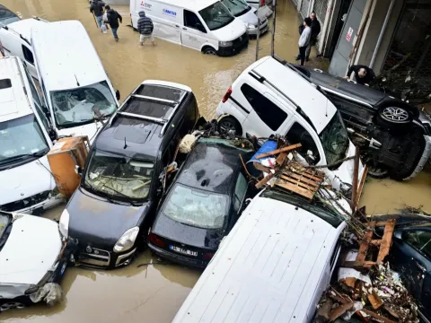 İstanbul Valisinin uyarılarını bir kenara not edin! Madde madde sıraladı - fotoğraf 2