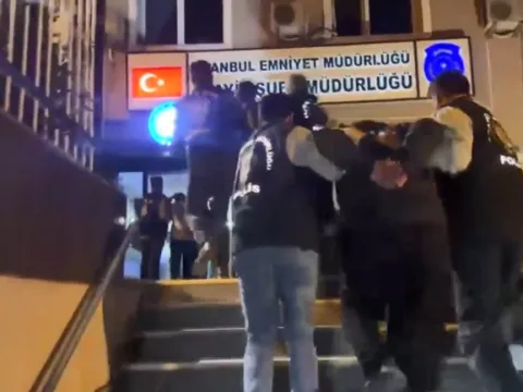 İstanbul'da iki ayrı cinayet: Yurt dışına kaçmaya çalışan 3 şüpheli Edirne'de yakalandı - fotoğraf 3