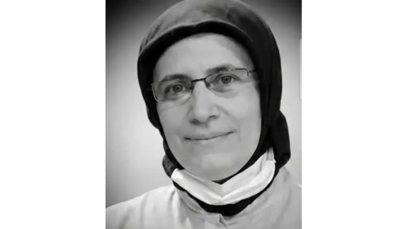 Bir kadın daha evli olduğu erkek tarafından kızının gözleri önünde katledildi