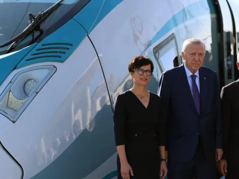 Türkiye’nin en yeni hızlı tren hattında seferler başladı - fotoğraf 2