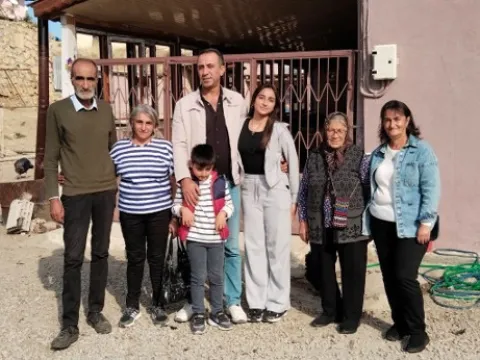 Yolda kalan Alman gezgine Sivaslı aile kucak açtı: 11 günlük misafirlik gözyaşlarıyla bitti - fotoğraf 4