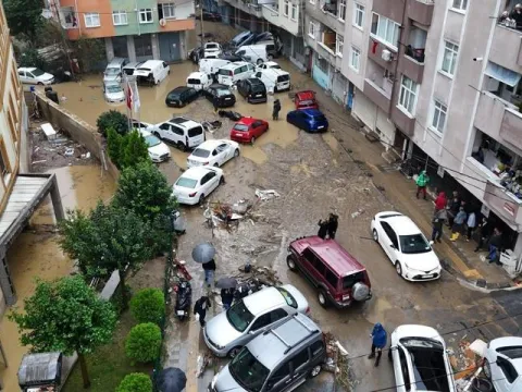 İstanbul Sarıyer'de sel hasarı havadan görüntülendi - fotoğraf 3