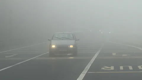 Bolu Dağı'nda sis etkili oldu, görüş mesafesi azaldı